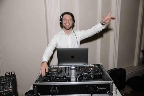 VazEntertainment_0012